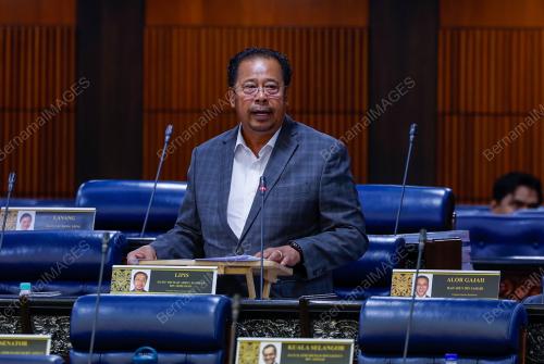 DATUK SERI ABDUL RAHMAN MOHAMAD