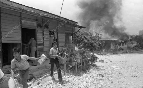 KEBAKARAN DI KAMPUNG KERINCI