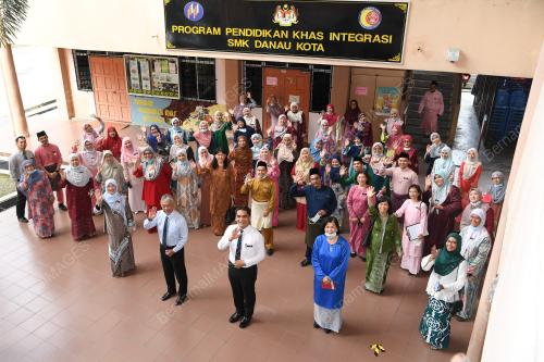 AL SULTAN ABDULLAH RI'AYATUDDIN AL MUSTAFA BILLAH SHAH