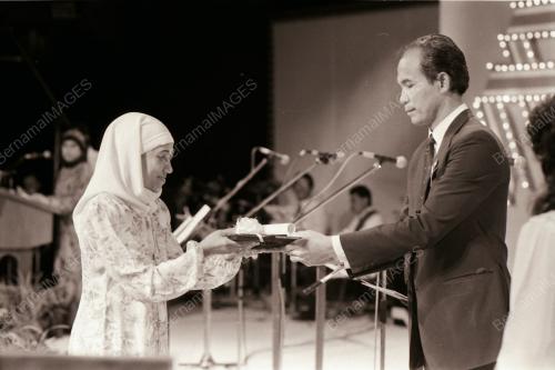 ANUGERAH KHIDMAT CEMERLANG