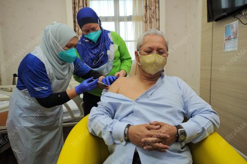 TAN SRI ANNUAR MUSA