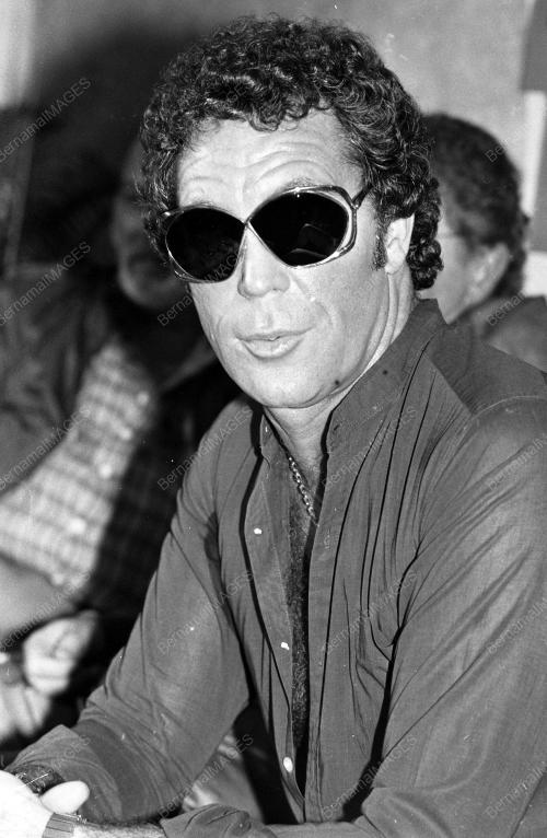 KL08_27012015_TOM_JONES