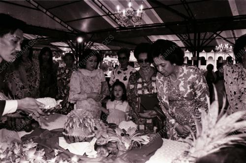 RAJA PERMAISURI AGONG