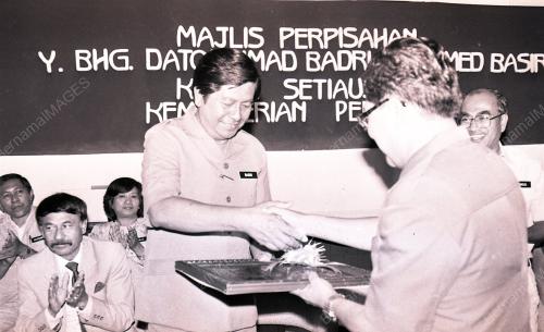 KL08_270390_BERSARA