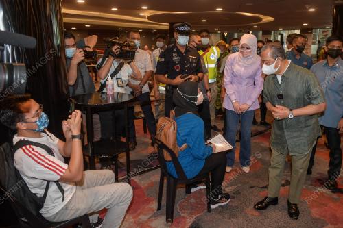 TAN SRI MUHYIDDIN YASSIN