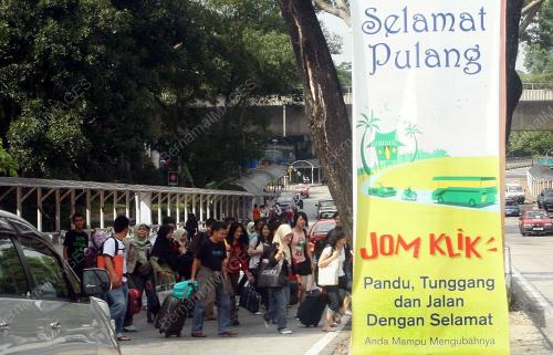 WARGA KOTA BALIK KAMPUNG