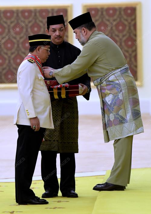 KL08_27112017_AGONG