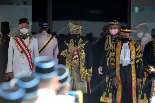 AL-SULTAN ABDULLAH RI'AYATUDDIN AL-MUSTAFA BILLAH SHAH