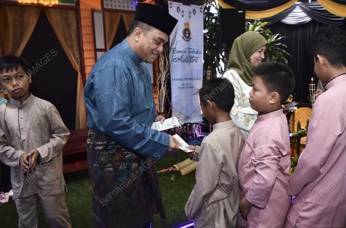 KL08_2890619_NAVY_BN201906283674_29062019