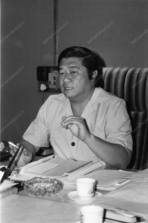 Ling Liong Sik adakan sidang akhbar