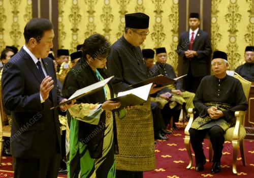 KL08_29072015_AGONG