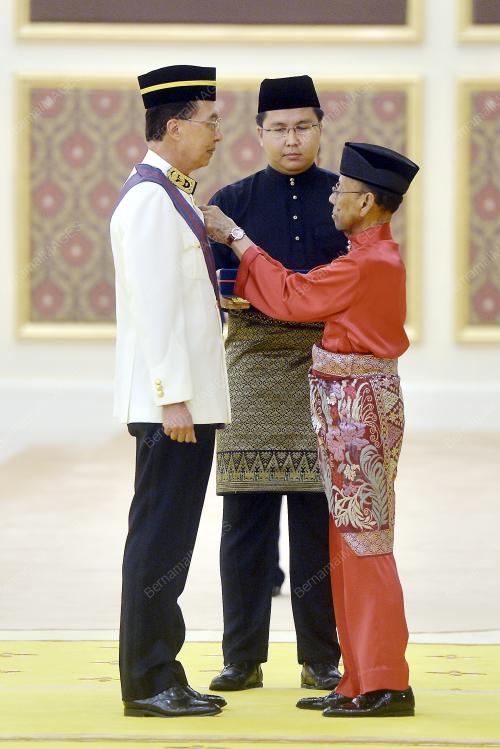 KL08_29092016_AGONG_PINGAT