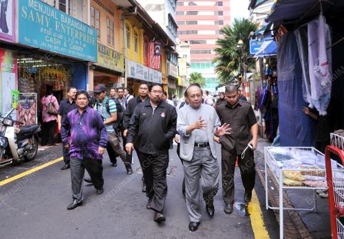 KL08_29102013_RAIS_LAWATAN