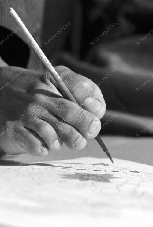 KL08_06122016_LUKIS_KAKI