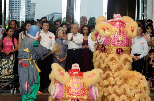 LION DANCE
