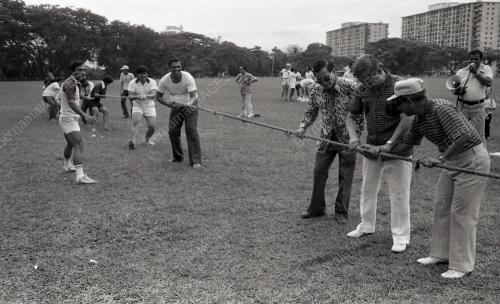 HARI SUKAN