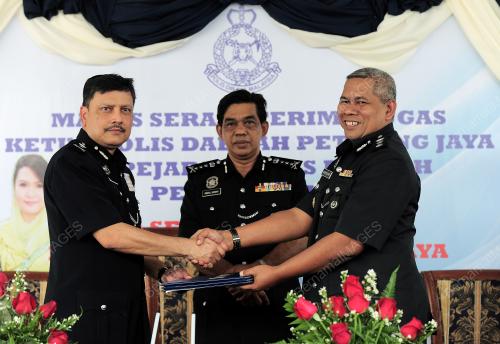 KL08_30092015_POLIS