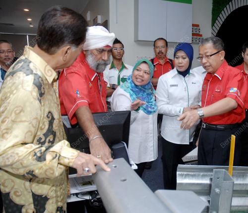 KEMPEN KESELAMATAN JALAN RAYA