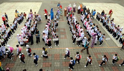 KL08_30122013_SEKOLAH
