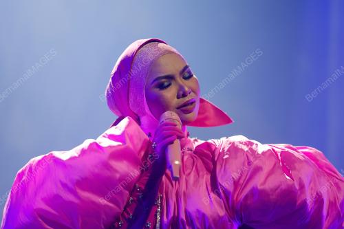 KONSERT JELAJAH AINA ABDUL