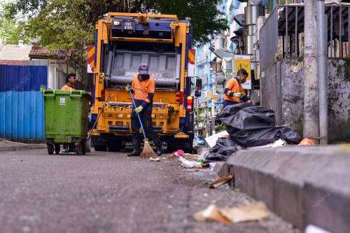KL08_30122025_SAMPAH_DENDA