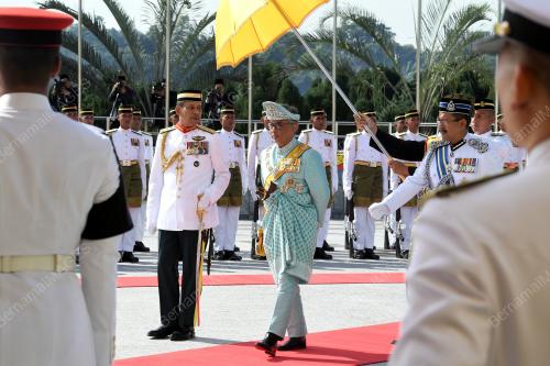KL08_31012019_AGONG_BN201901077640