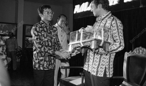 DATUK SERI DR. MAHATHIR MOHAMAD