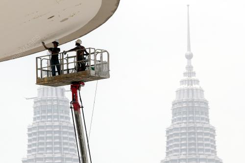 KL08_31032016_PANAS