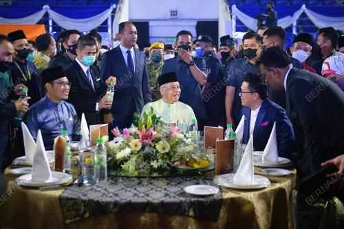 DATUK SERI ISMAIL SABRI YAAKOB