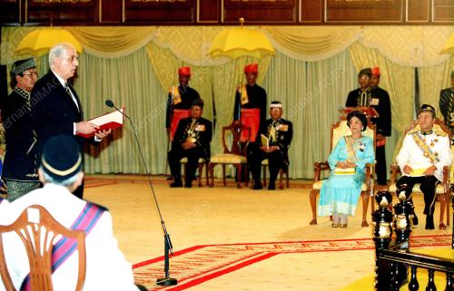 KL09-03_06_2000_DUTA_ASING_08012016