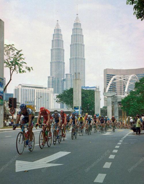 KL09-18_02_2001_LE_TOUR_De_19012016