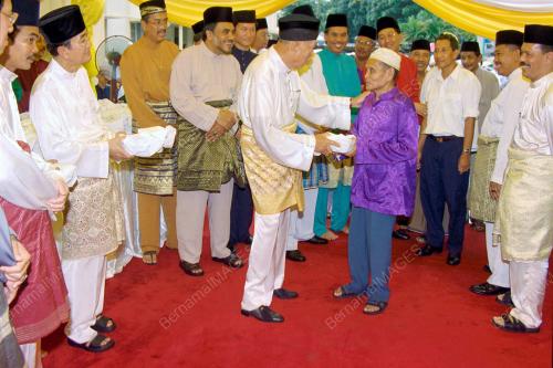 KL09-22_12_2000_BUBUR_AGONG_15012016