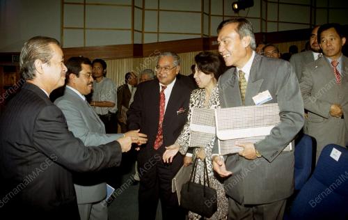 KL09-28_06_2001_SALAM_27012016
