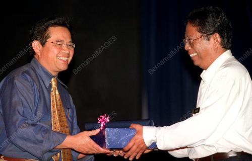 KL09-30_09_2000_EFFENDI-FAMA_13012016