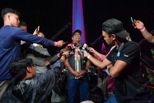 AMBANG TAHUN BARU 2025
