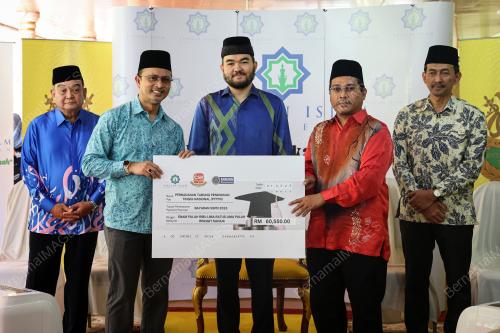 TENGKU AMIR SHAH SULTAN SHARAFUDDIN IDRIS SHAH