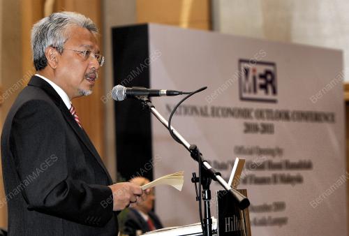 AHMAD HUSNI HANADZLAH