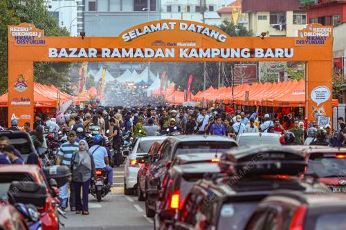 BAZAR RAMADAN HARI PERTAMA