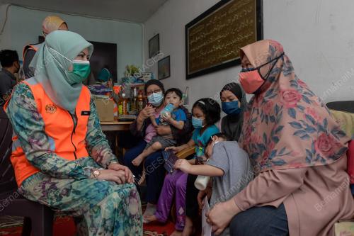 DATUK SERI RINA MOHD HARUN