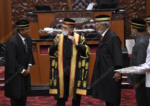 TAN SRI DR RAIS YATIM