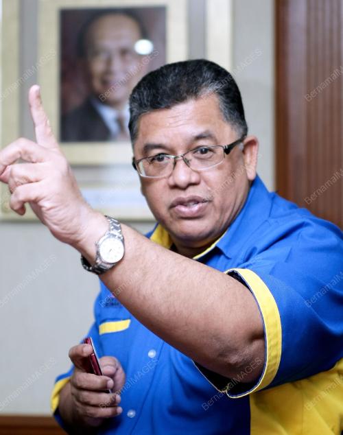 DATUK DR KAMARUDIN HUSSIN
