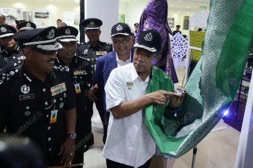DATUK SERI SAIFUDDIN NASUTION ISMAIL