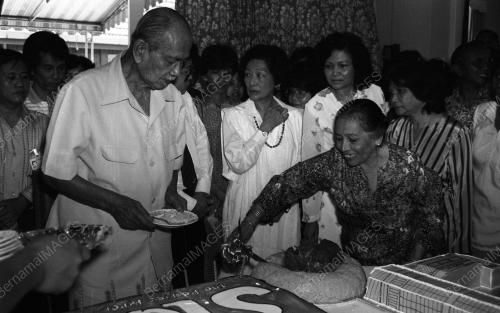KL09_03032015_TUNKU_TERIMA_CEK