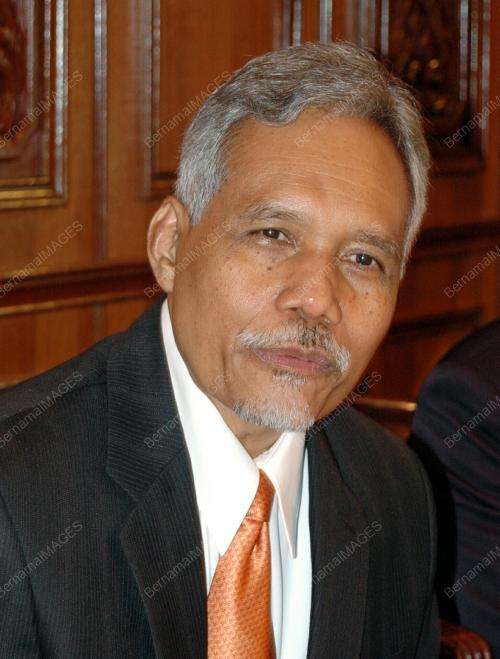 OSMAN BAKAR