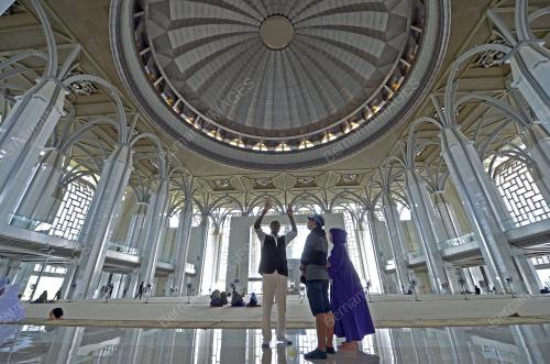 KL09_03062017_SOLAT