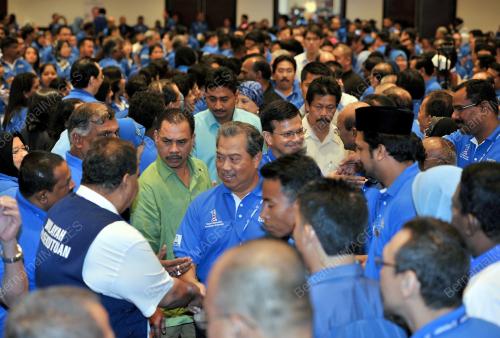 TAN SRI MUHYIDDIN YASSIN