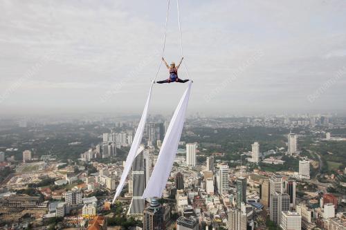 KL09_03102016_AKROBATIK