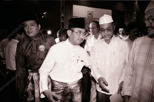 TENGKU RAZAKEIGH HAMZAH