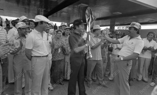 KL09_04022015_GOTONG_ROYONG