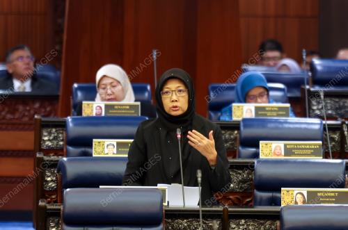 DR ZALIHA MUSTAFA